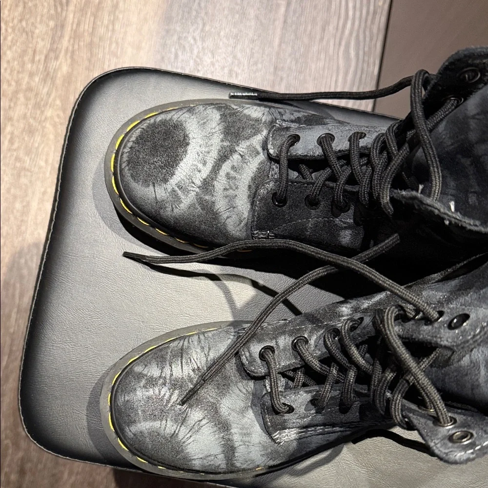 Dr. Martens Rare Metallic Tie-Dye Boots - Women’s Size 8 - Picture 4 of 6